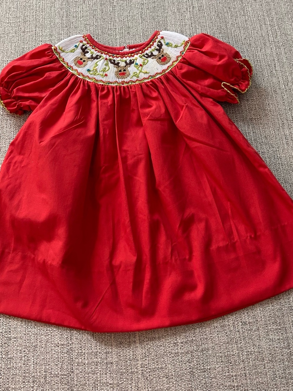 SuCre by Le' Za Me Red Smocked Dress with Holiday Embroidery.      Size 9M